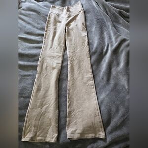 Aritzia Sunday Best Slighly Flared Leggings